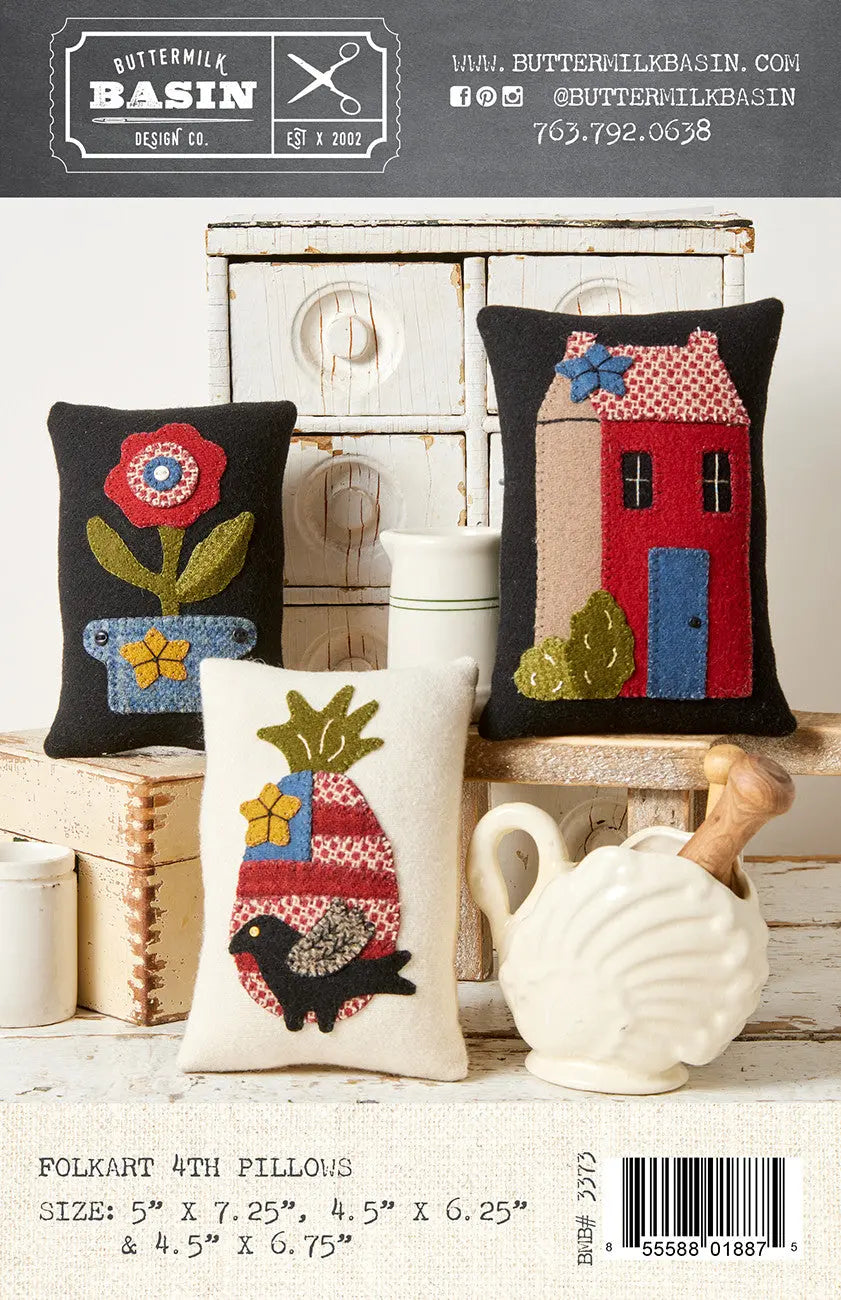 Folkart 4th Pillows - Linda's Electric Quilters