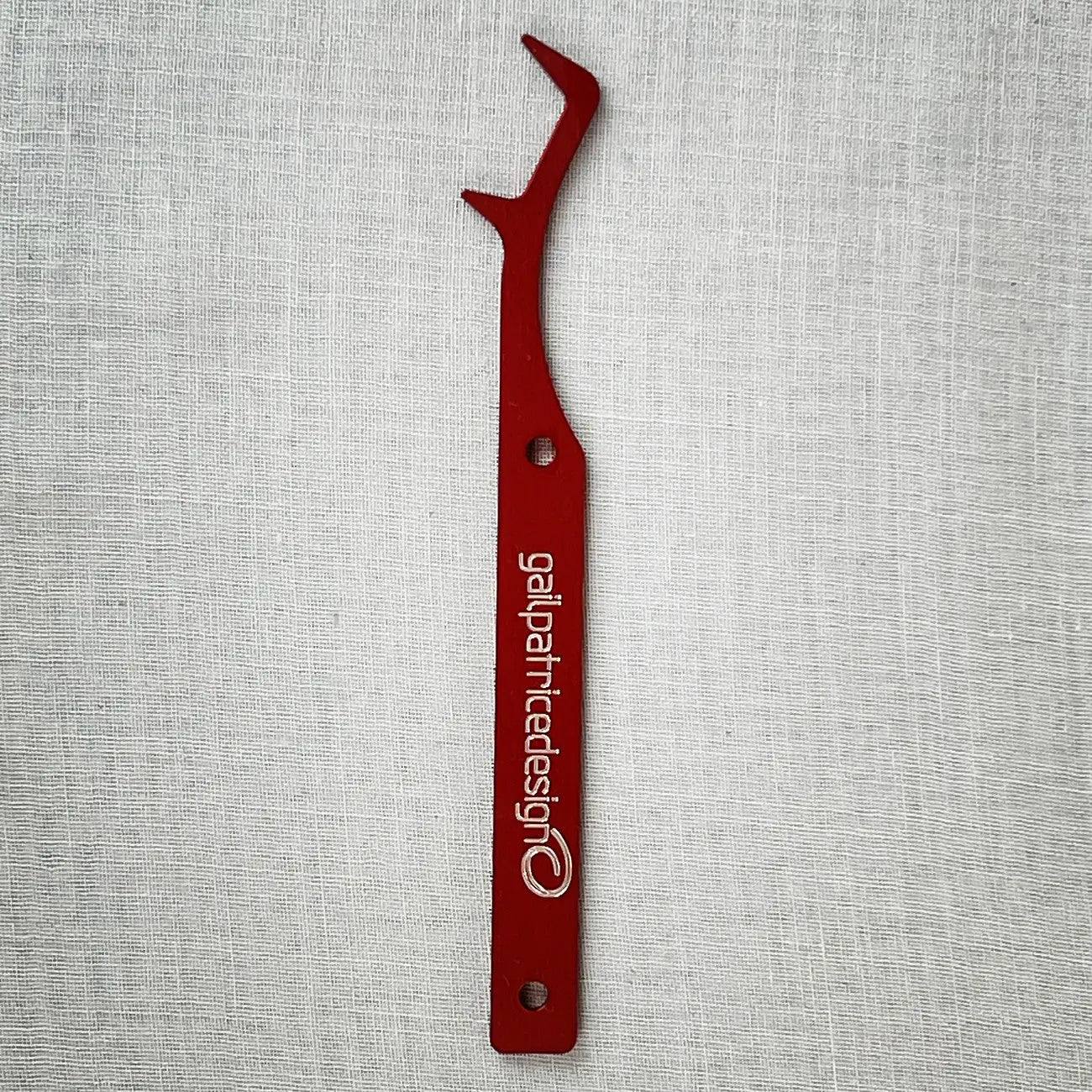 Gail Yellen's Chainstitch Locking Fork Red - Linda's Electric Quilters