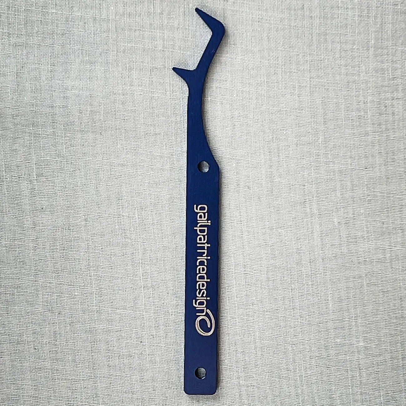 Gail Yellen's Thread Fork Blue - Linda's Electric Quilters