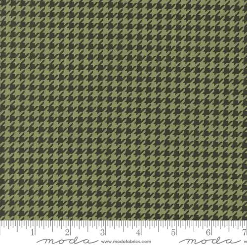 Green Hounds Tooth Blenders 44"/45" Fabric Per Yard