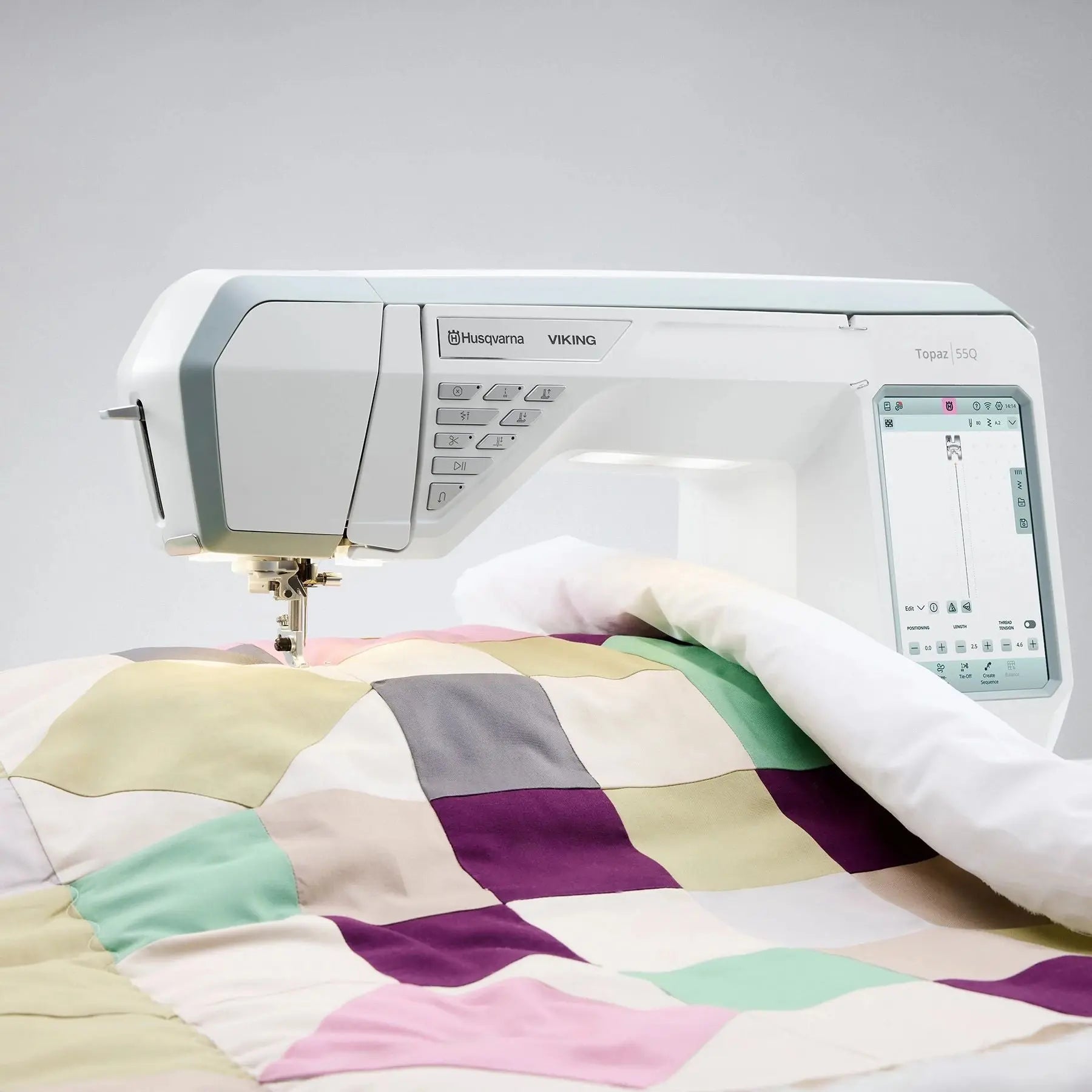 HUSQVARNA® VIKING® TOPAZ™ 55Q Sewing Machine Singer