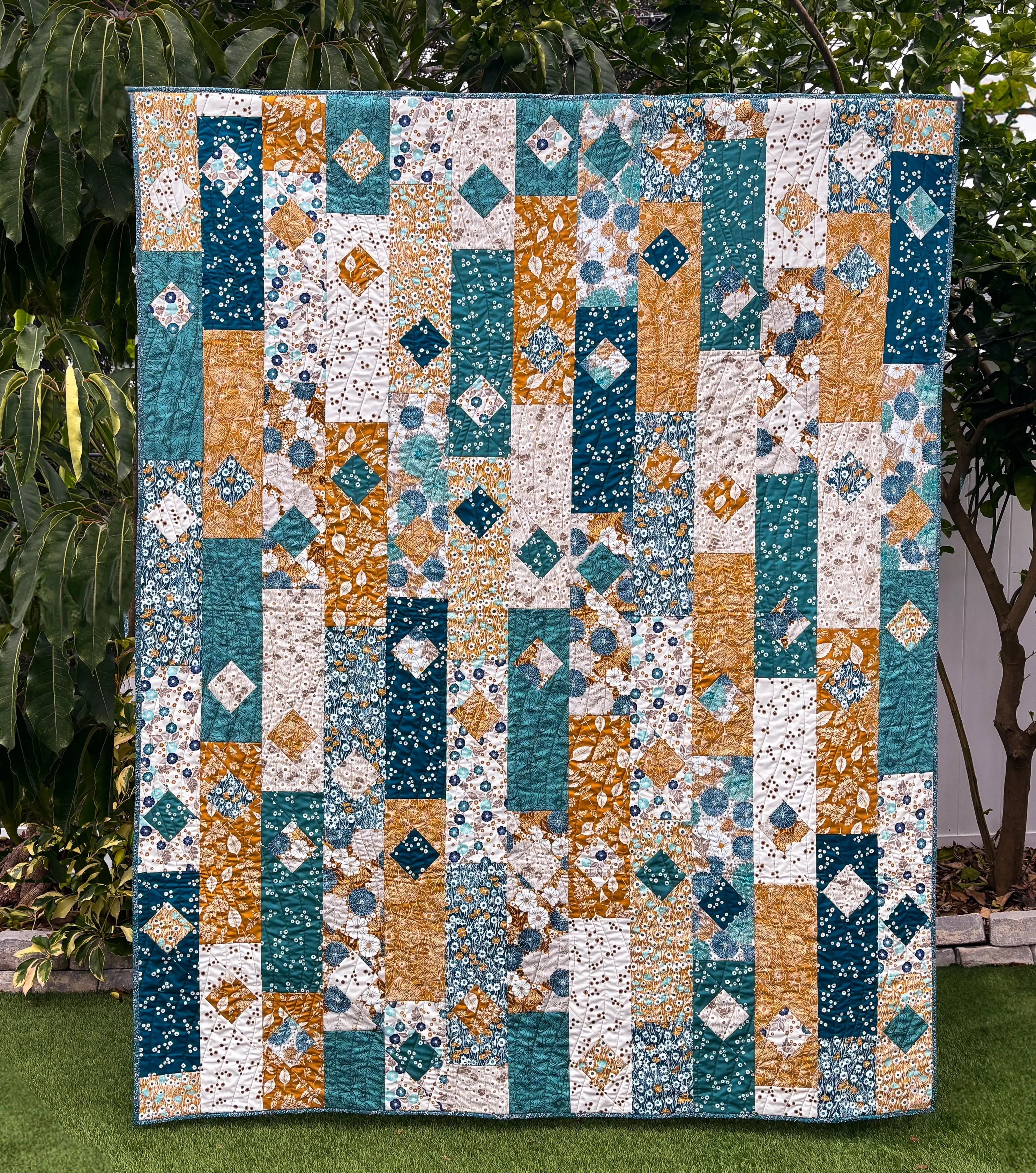 Jolee - 1/2 yard or Fat Quarter Pattern 241 GE Designs