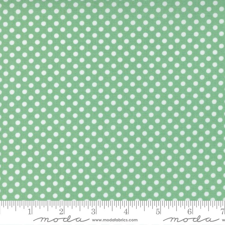Moda 30s Playtime Aloe quilting fabric — 1930s reproduction
