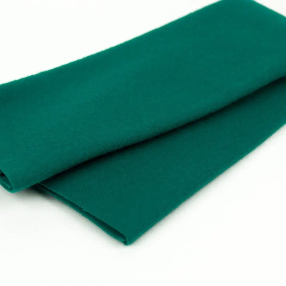 LN09 -Amazon Green Merino Wool Fabric WonderFil USA