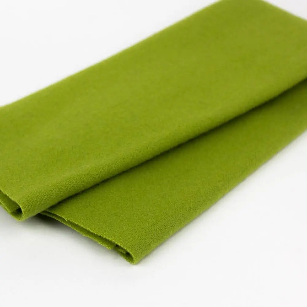 LN12 - Avocado Merino Wool Fabric WonderFil USA