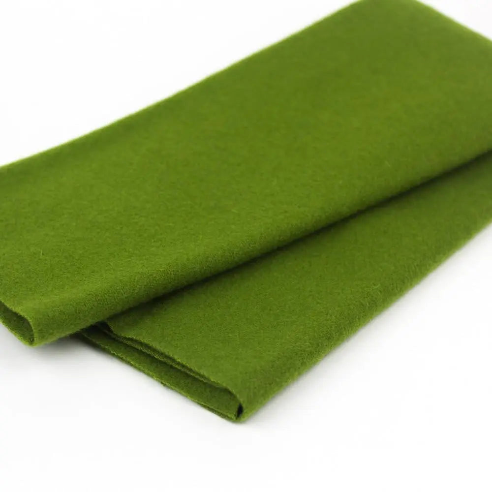 LN16 - Pine Needle Merino Wool Fabric WonderFil USA