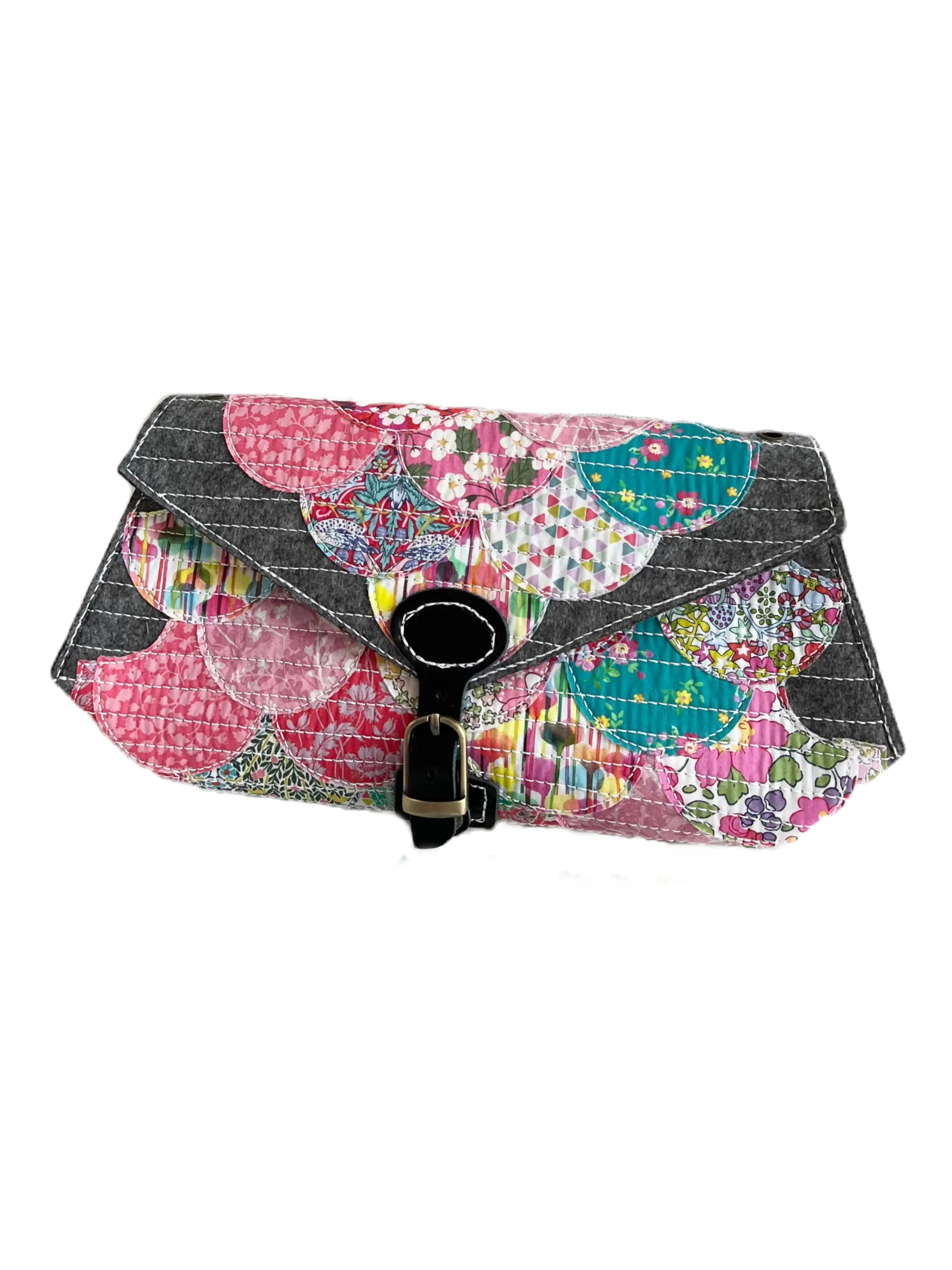 Luella Clutch Purse Kit - Large WonderFil USA