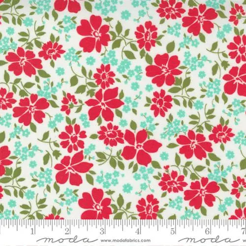 Merry Little Christmas Multi Cream Winterberry Floral 44"/45" Fabric Per Yard Moda Fabrics & Supplies
