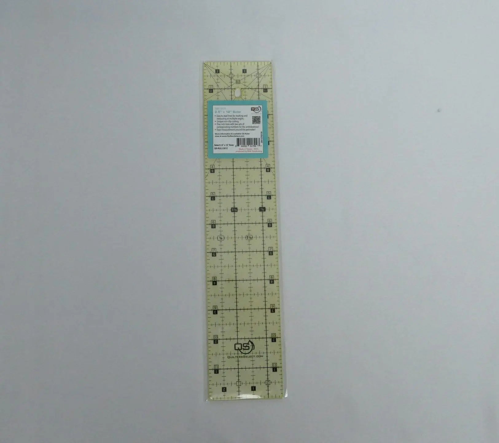 Quilters Select 1.5" x 12" Non-Slip Ruler - Linda's Electric Quilters