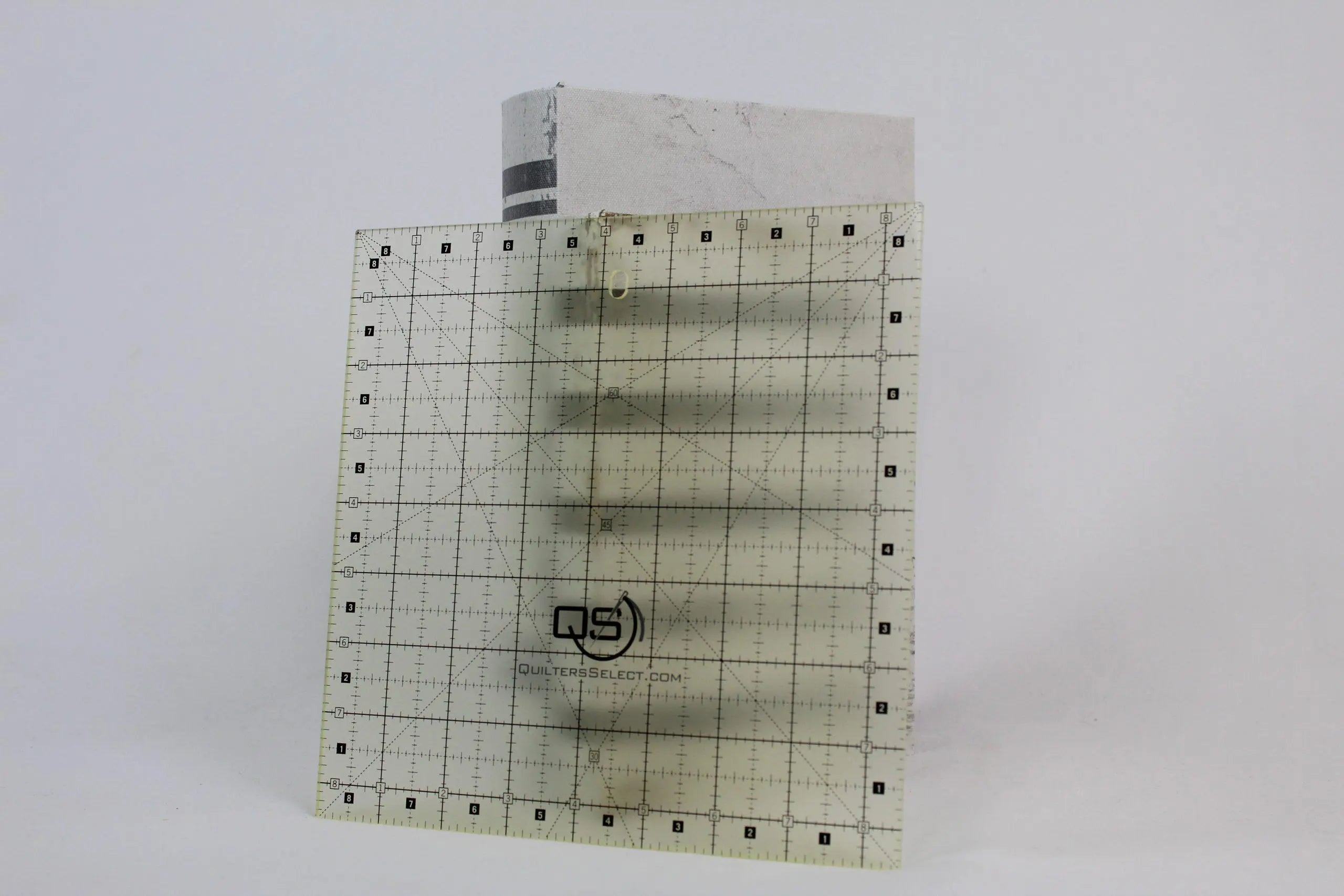 Quilters Select 8.5" x 8.5" Non-Slip Ruler - Linda's Electric Quilters