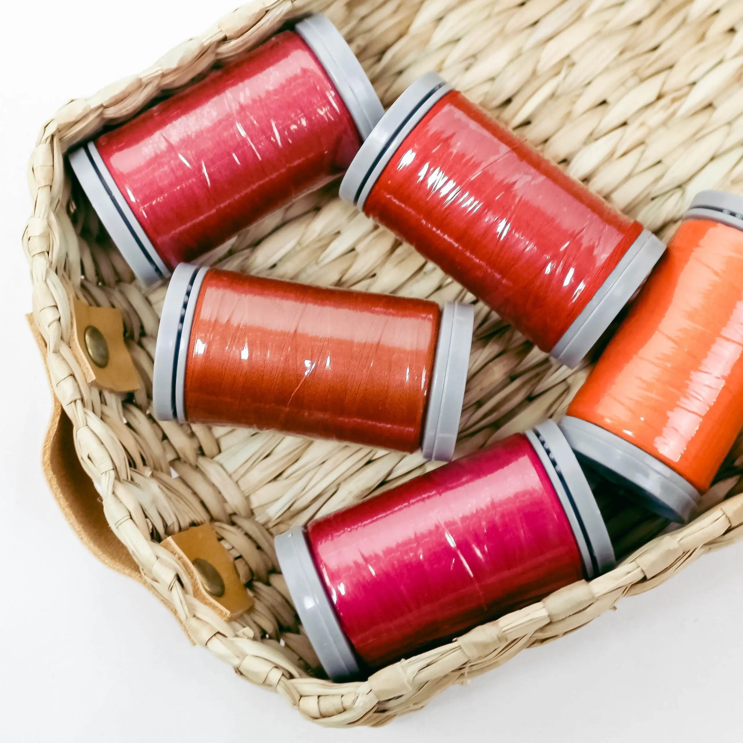 Quilters Select Thread - Tube of 5 colors 400M - ROUGE POPPIES MAGENTA SUNSET AUTUMN LEAVES - Linda's Electric Quilters