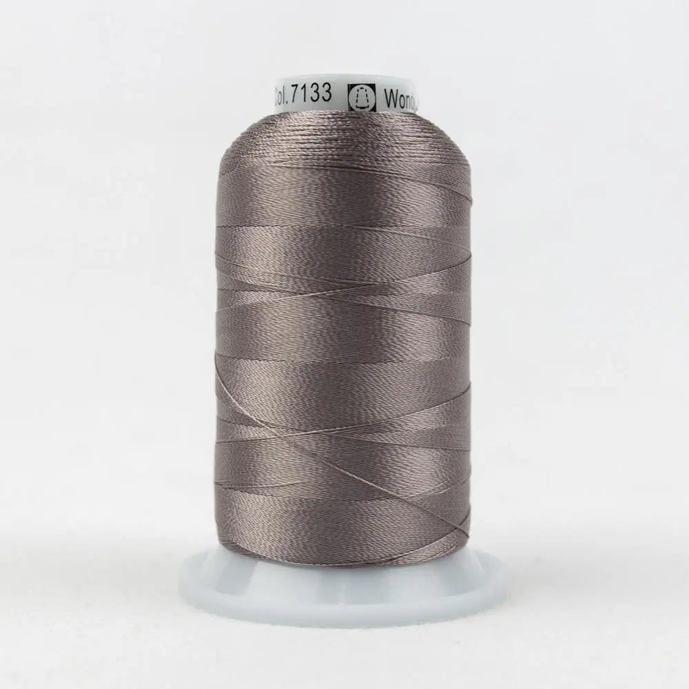 R7133 - Splendor™ 40wt Rayon Iron Thread WonderFil USA