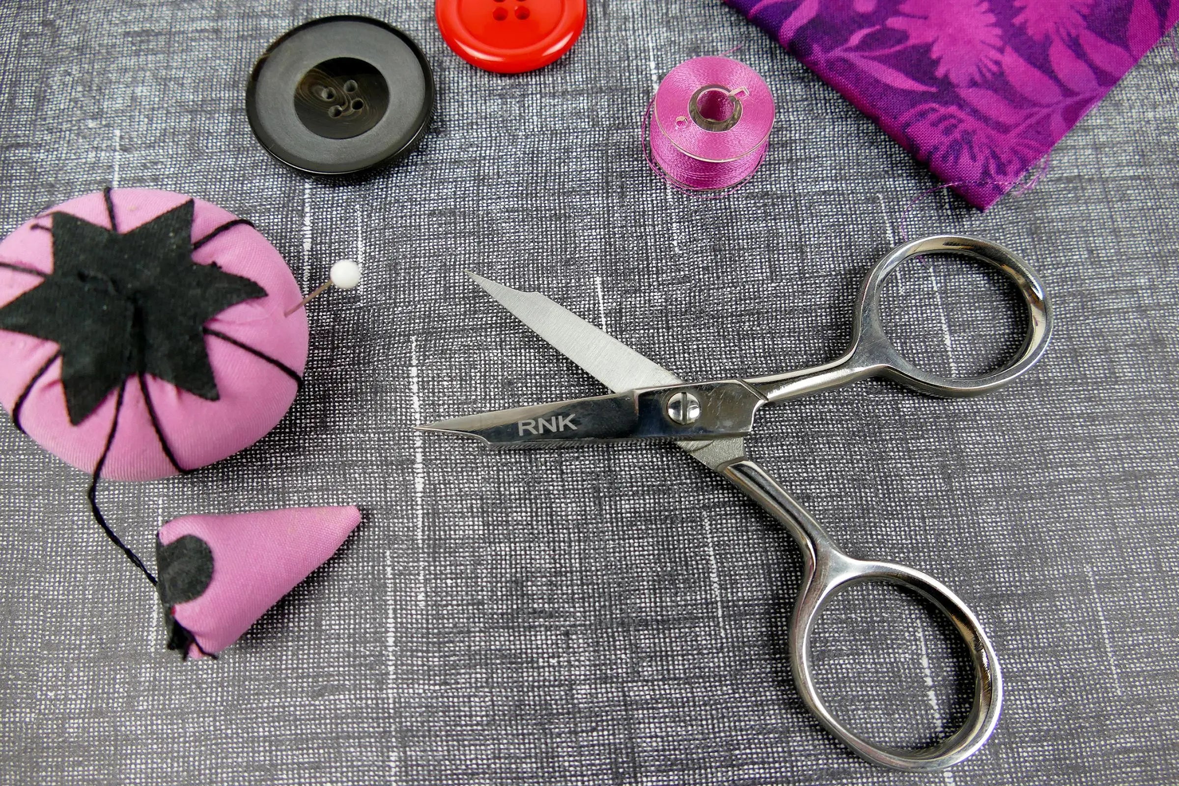 RNK Precision Micro-Serrated Straight-Tip Trimming Scissor - Linda's Electric Quilters