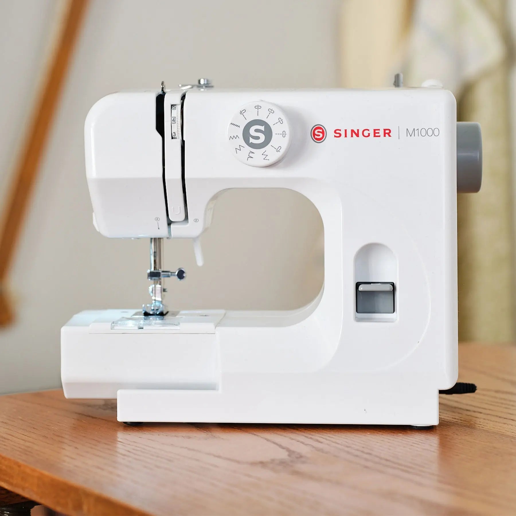 SINGER® M1000 Mending Machine Singer
