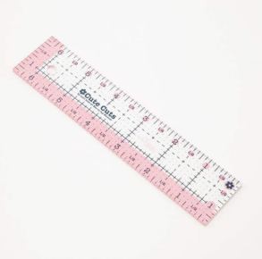 Lori Holt Cute Cuts 1.5 by 6.5 inch ruler by Riley Blake