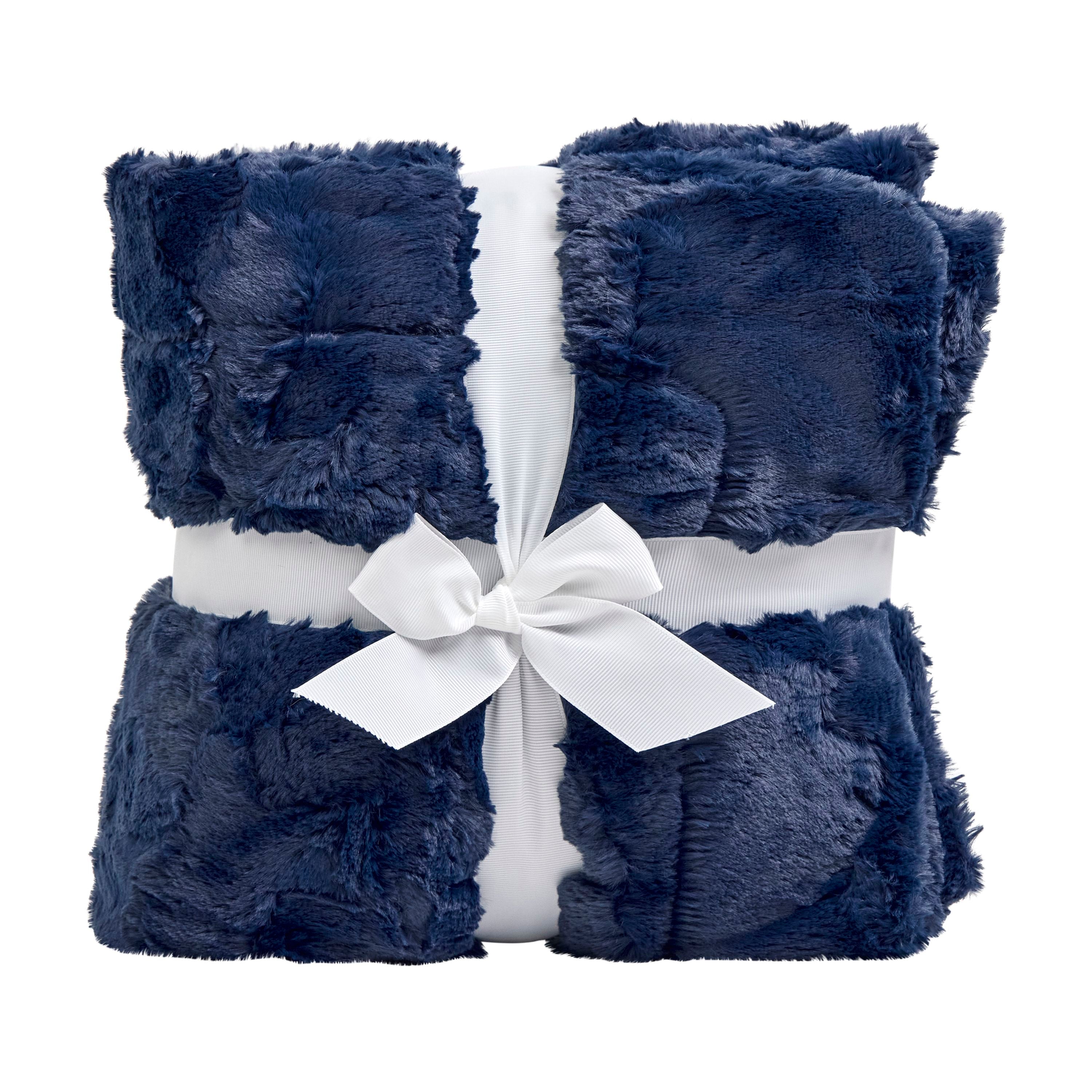 Navy Signature Luxe Cuddle Hide Blanket 60" x 72"