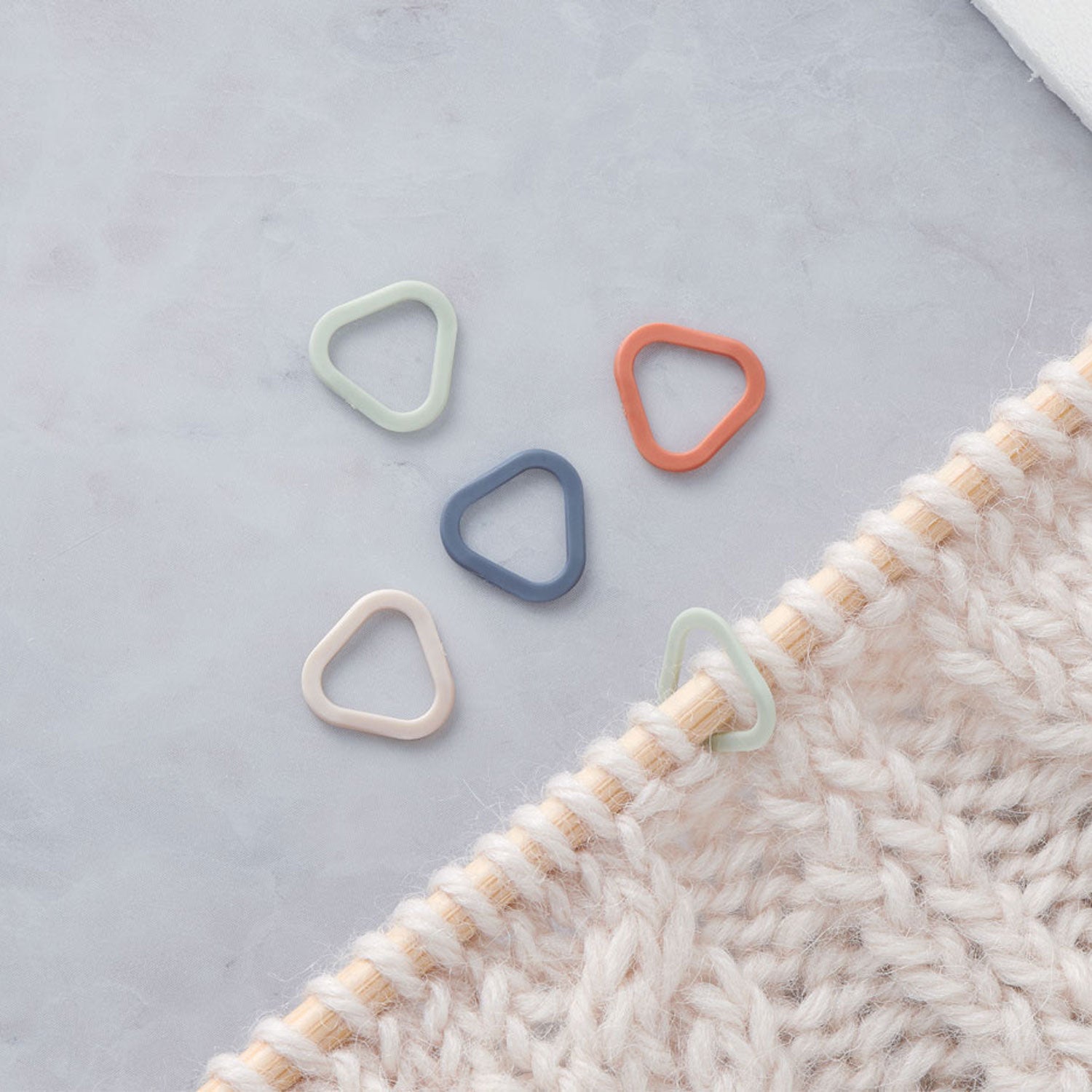Soft Stitch Markers (Triangle) Medium