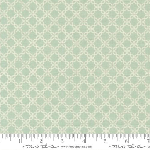 Sunbonnet Dusty Blue Lattice Blenders Cotton 44"/45" Fabric Per Yard
