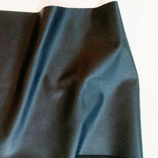 Vinyl Moonglow Black - Linda's Electric Quilters