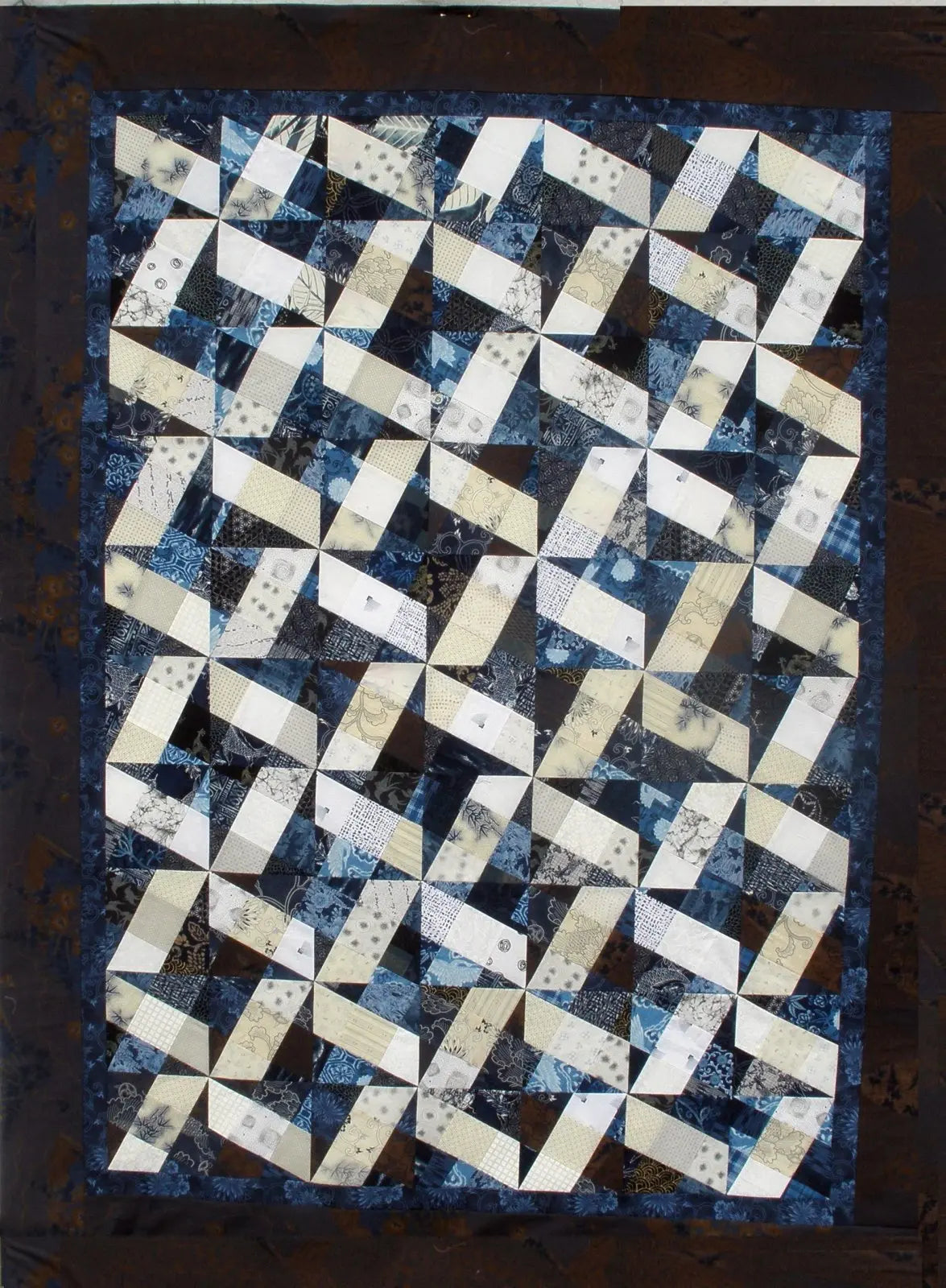 X-Block Stardust Pattern Cactus Queen Quilt Company