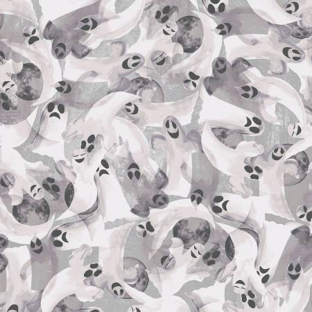 Clothworks Haunted Hollow phantom fog Halloween quilting cotton fabric in Pewter