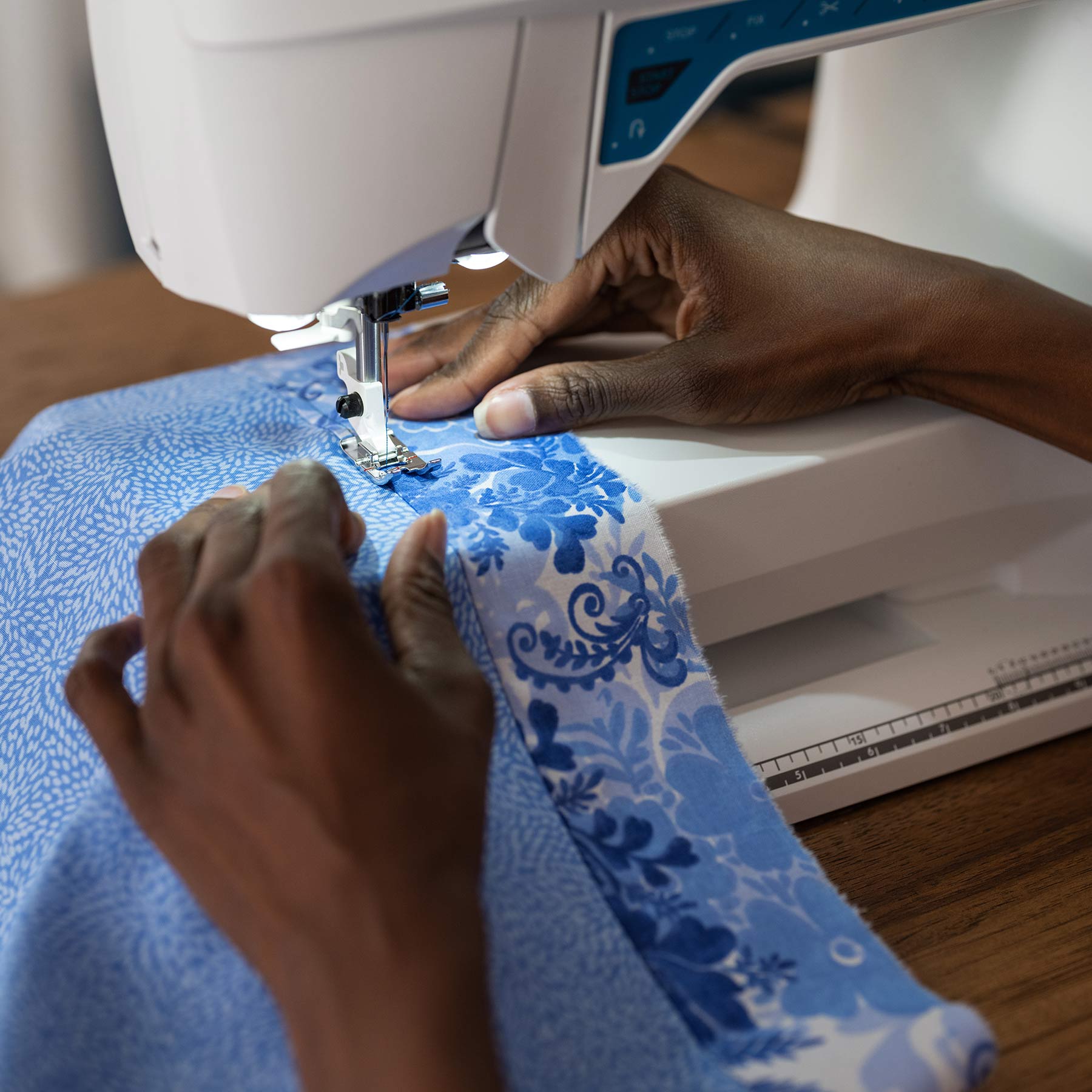 HUSQVARNA® VIKING® OPAL™ 670 Sewing Machine