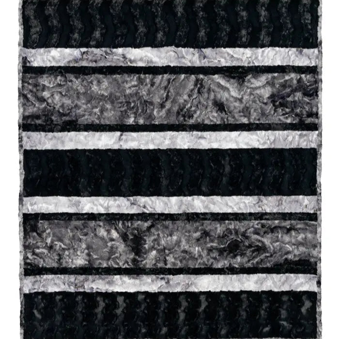 Crazy 8 Cuddle Kit - Back in Black - Linda's Electric Quilters