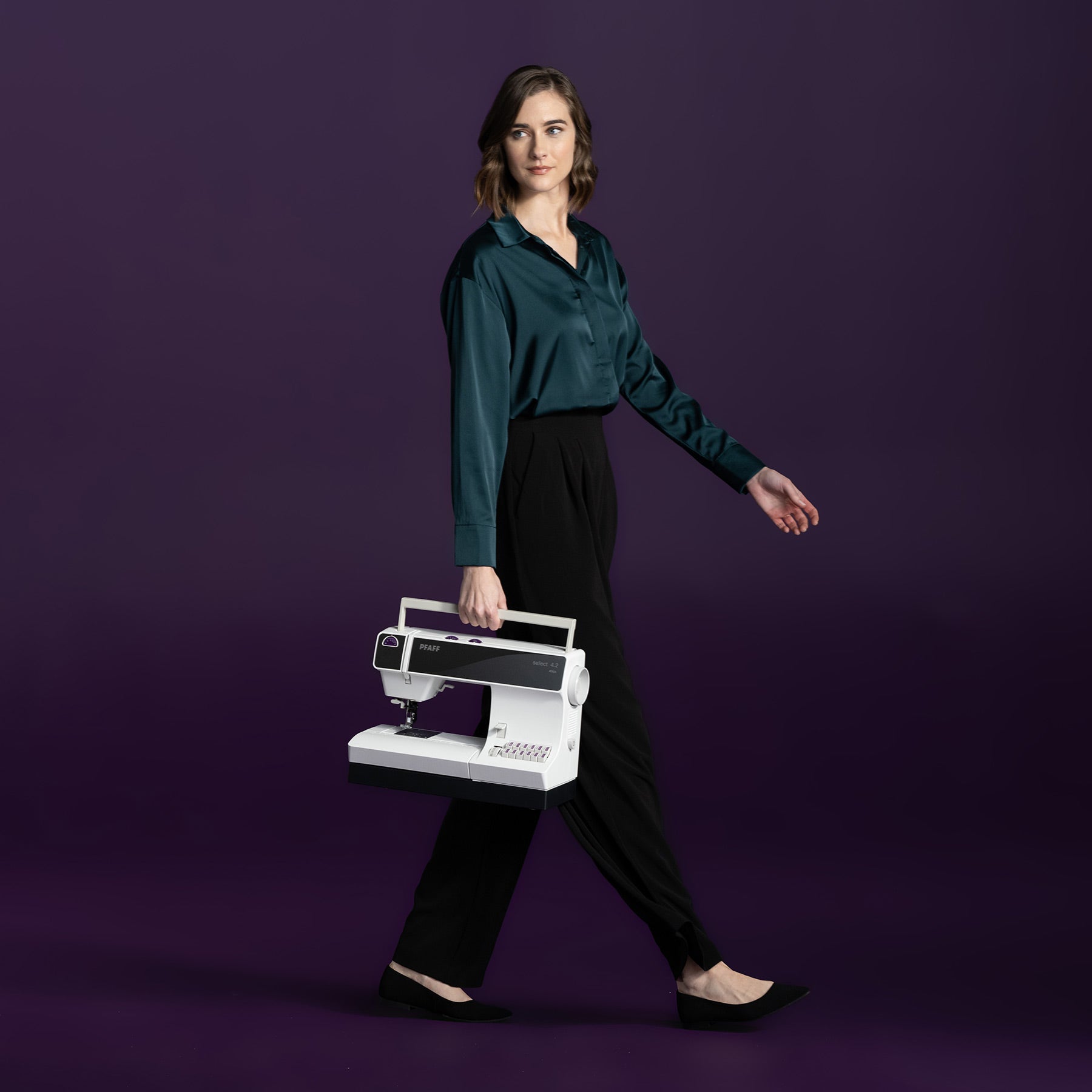 PFAFF® select™ 4.2 Sewing Machine