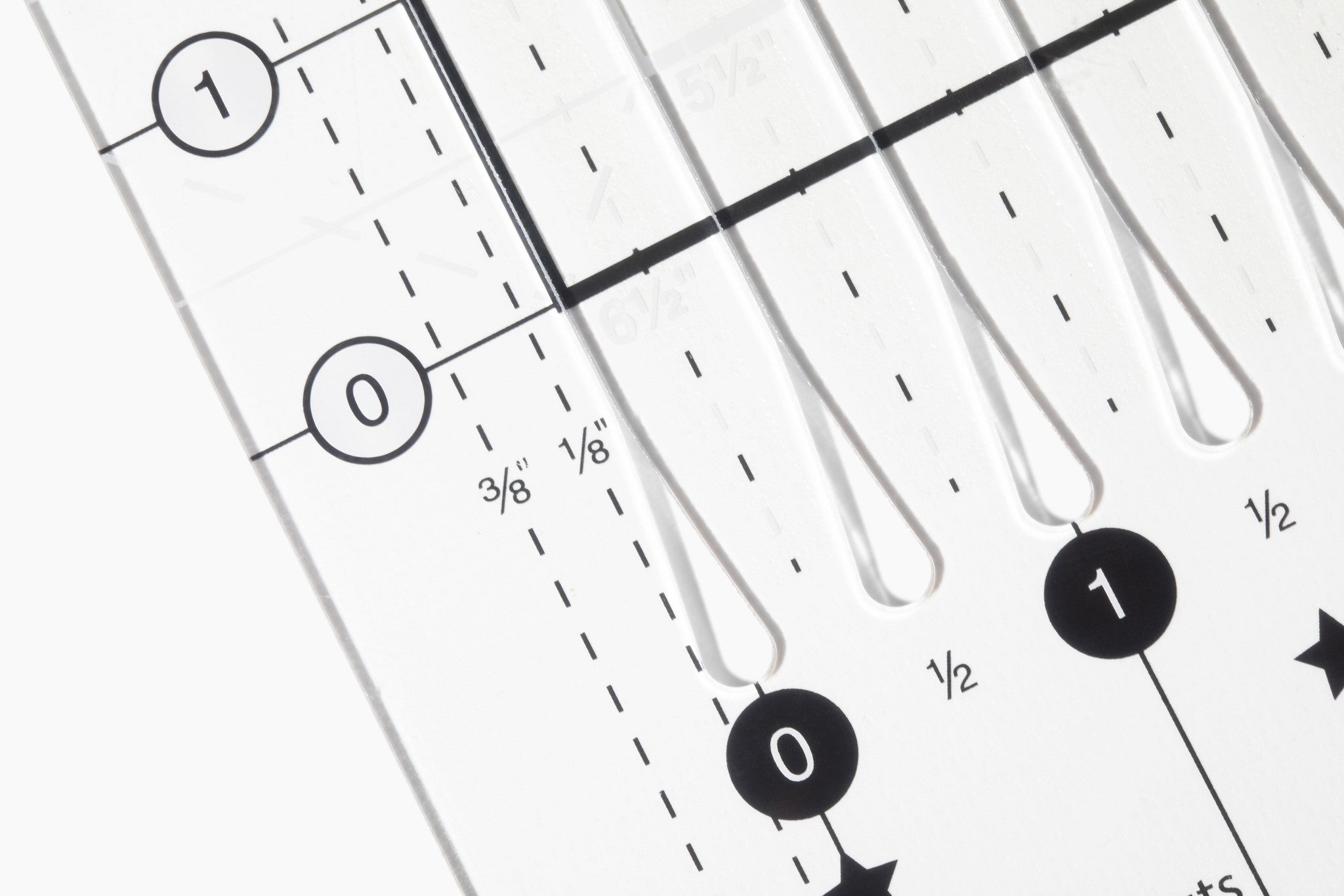 Stripology�� Squared MINI Ruler CGRGE3