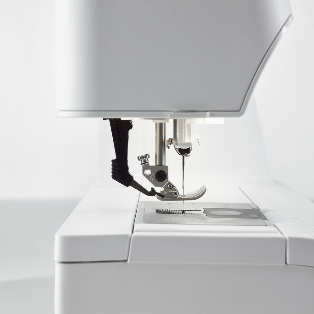 PFAFF® expression™ 710 Sewing Machine Special Edition