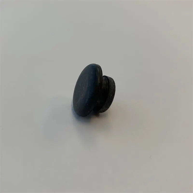 Inspection Plug Small - Linda's Electric Quilters