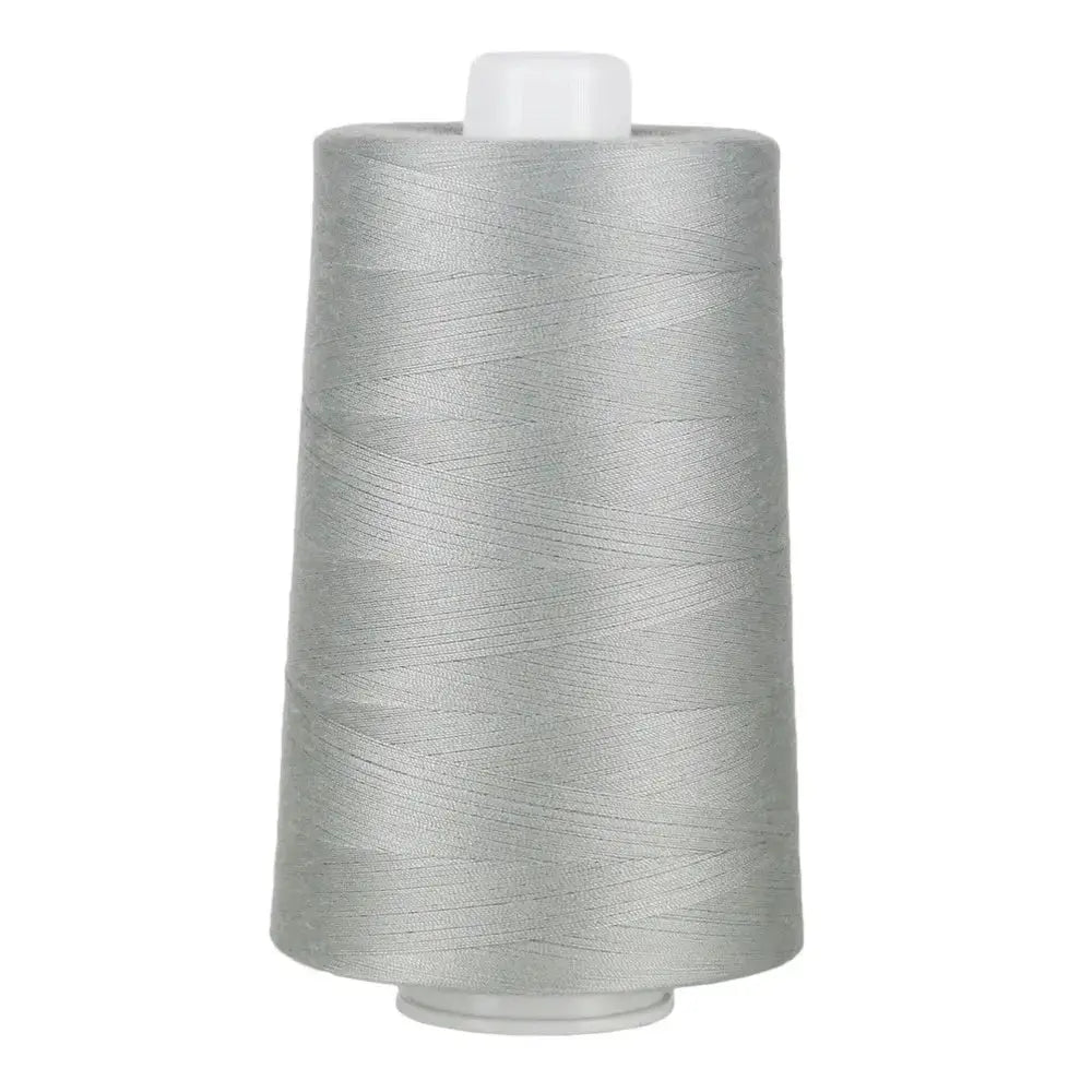 Omni 40-Weight Polyester: The Longarmer's Go-To Neutral in Medium Gray