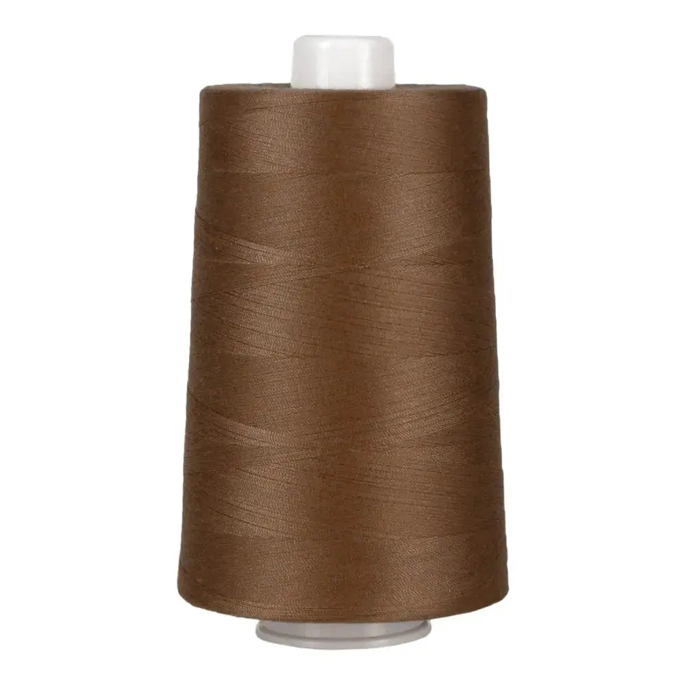 Milk Chocolate OMNI: The Warm Brown 40wt Built for High-Speed Longarm