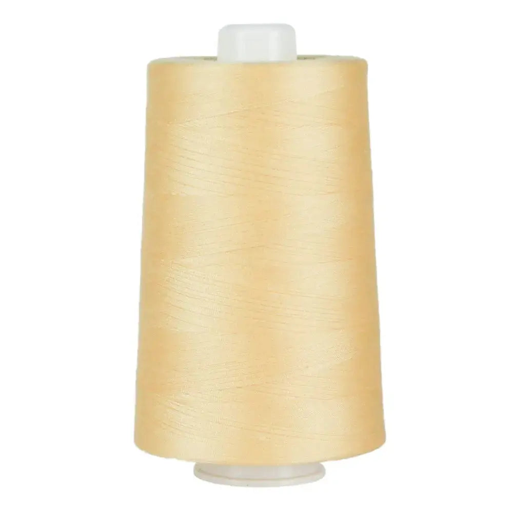 Cheesecake OMNI: A Soft Cream 40-Weight for Gentle, Blending Quilting