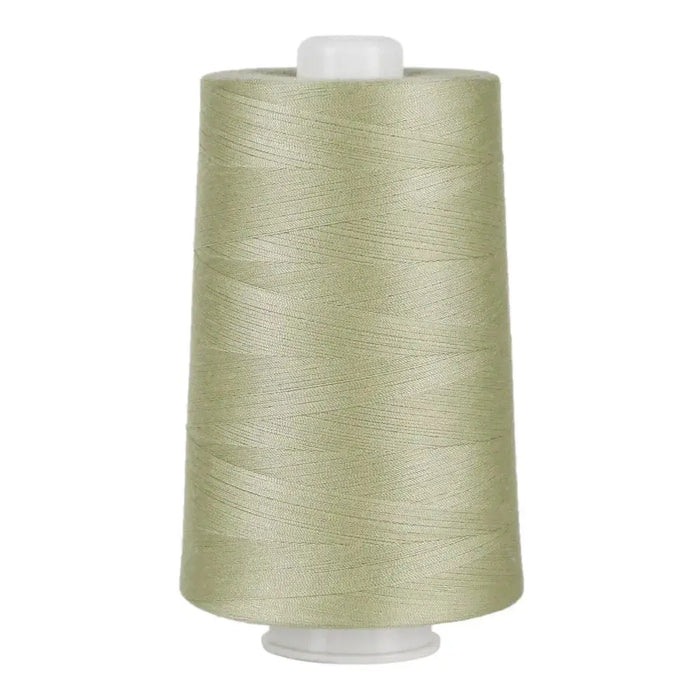 Valley Breeze OMNI: A Soft Mint-Green 40-Weight for High-Speed Longarm