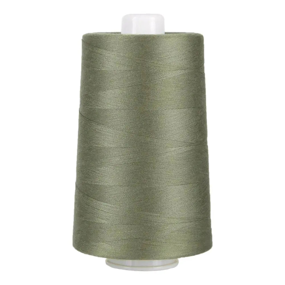 Khaki OMNI 40wt: A Warm Neutral Built for High-Speed Longarm Quilting