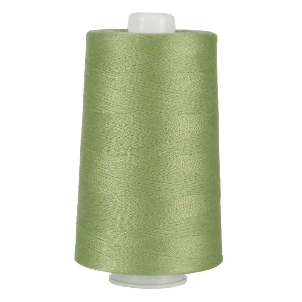 Spearmint OMNI: A Fresh Light Green 40wt for High-Speed Quilting