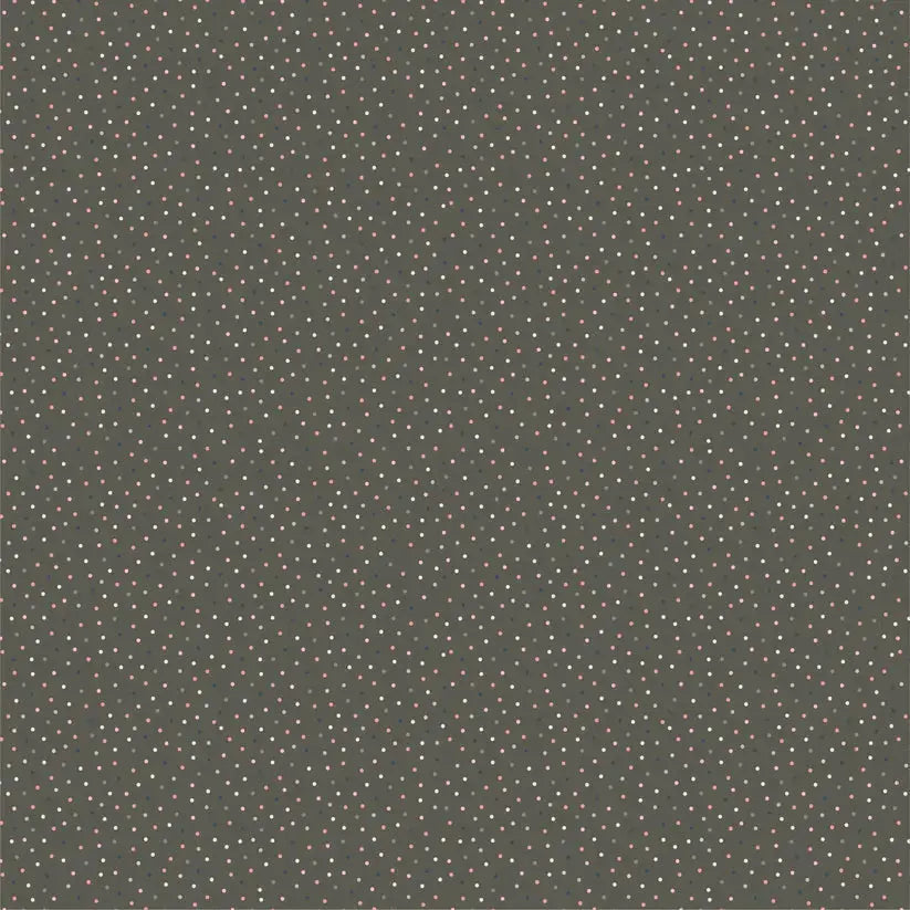 A Cozy Throw Quilt in Dark Grey Weathered Wood Cotton