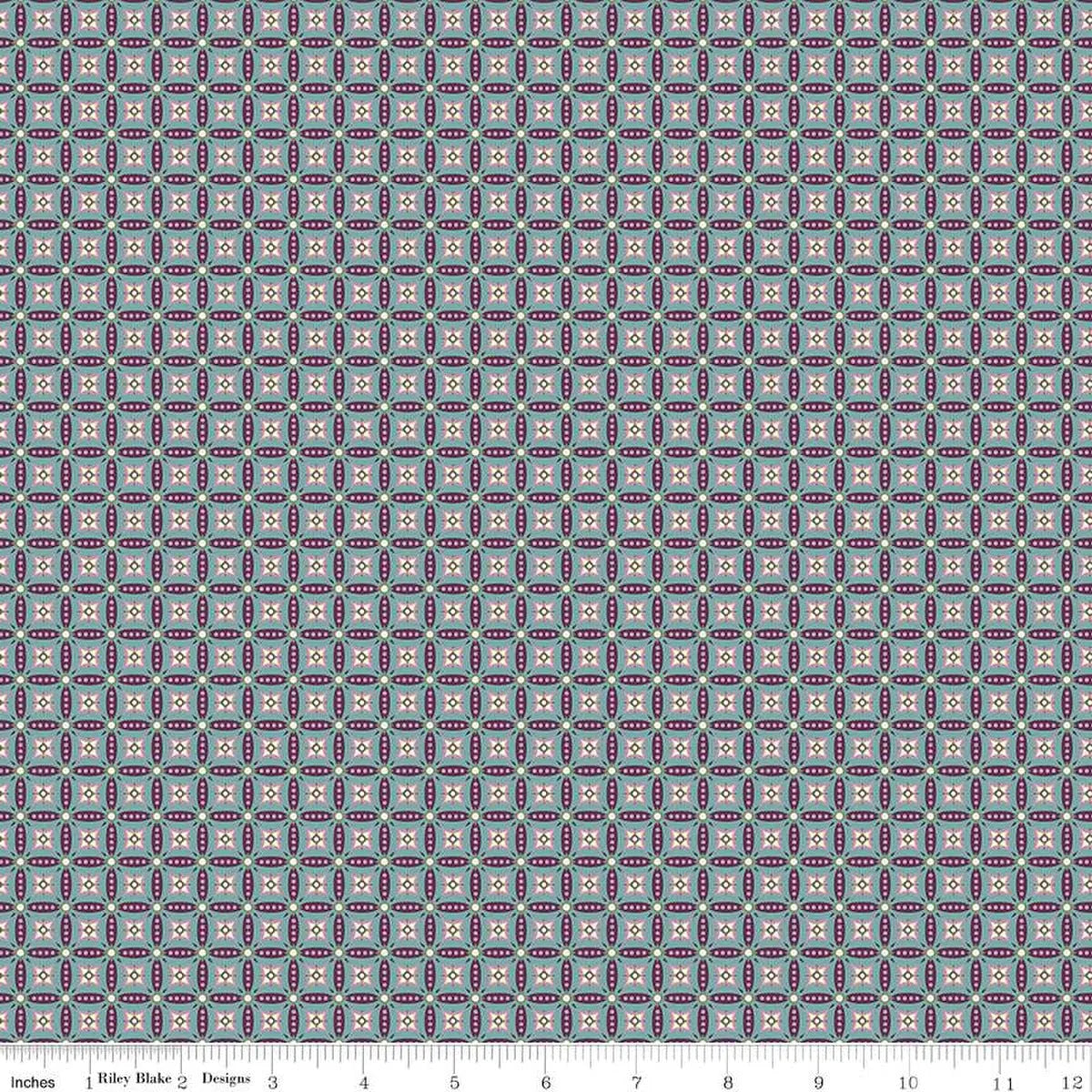 How to Use a Circular Geometric Mosaic Print in Quilts: Working with Juju's Petals Mosaic in Teal