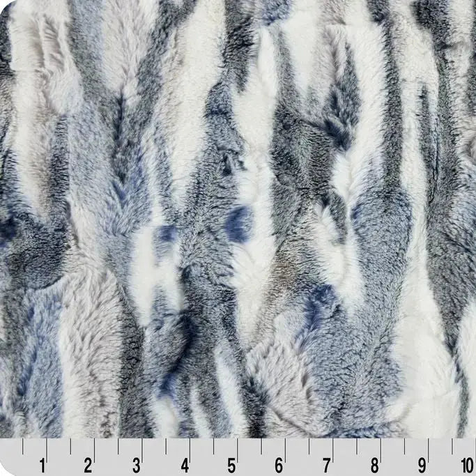 Sewing with Luxe Cuddle Frosted Himalayan in Navy: Texture, Tips and C