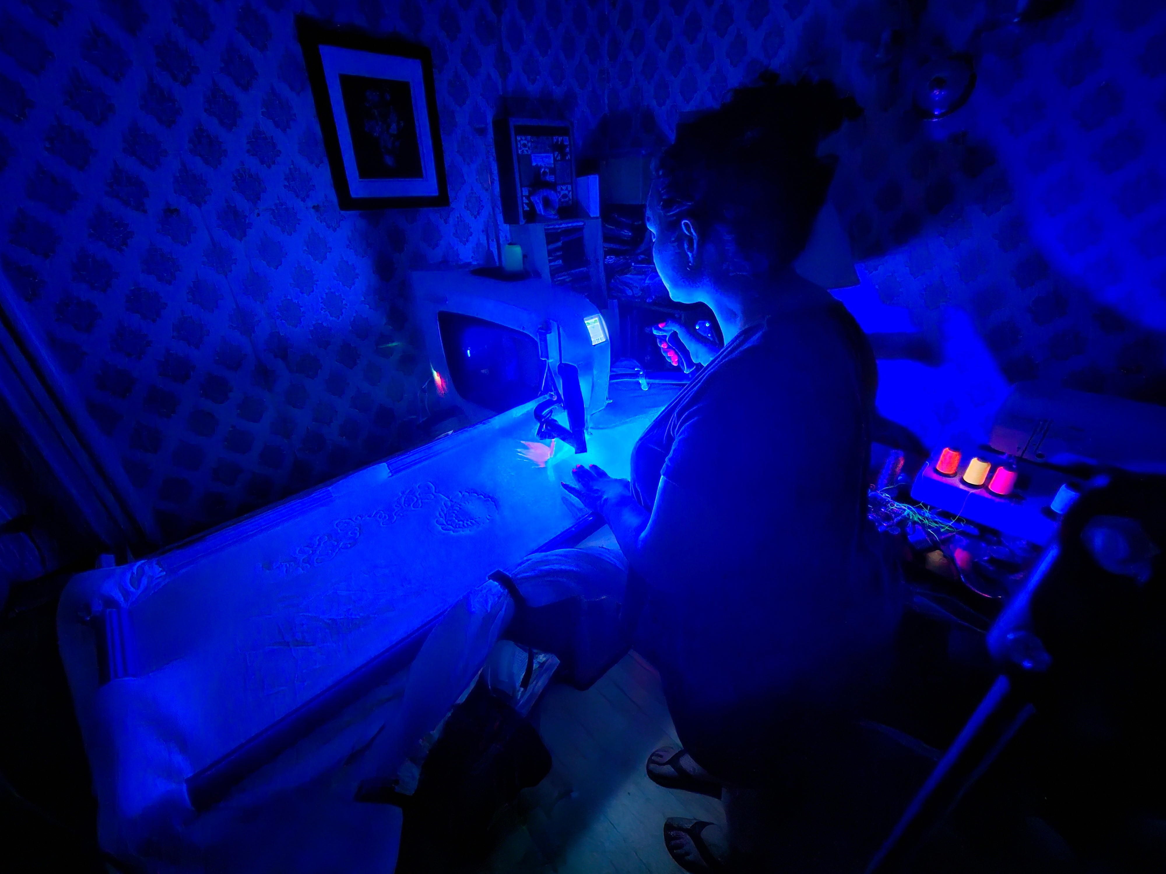 CUTTERPILLAR FLEX UV BLACK LIGHT