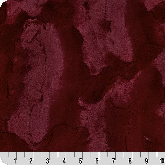 Hide Merlot 2 Yard Luxe Cuddle Cut