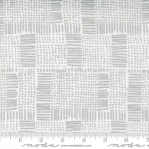 Grey Fields Whispers Metallic White Silver 44"/45" Fabric Per Yard - Linda's Electric Quilters