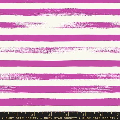 Purple Zip Berry 44"/45" Fabric Per Yard - Linda's Electric Quilters