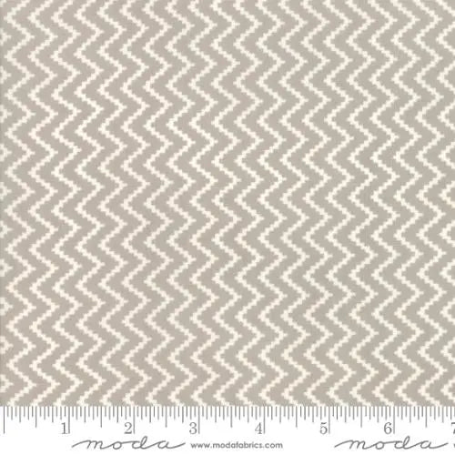 Beige All Hallows Eve Fog 44"/45" Fabric Per Yard - Linda's Electric Quilters