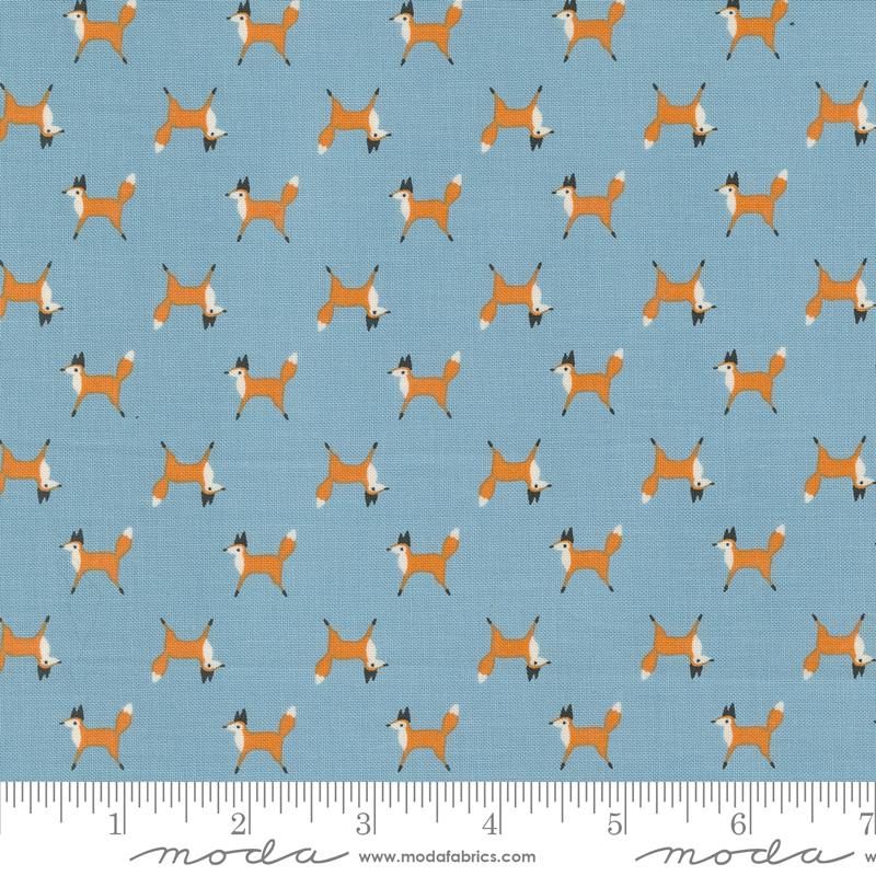 Moda Woodland Wonder quilting cotton fabric in Sky 48394