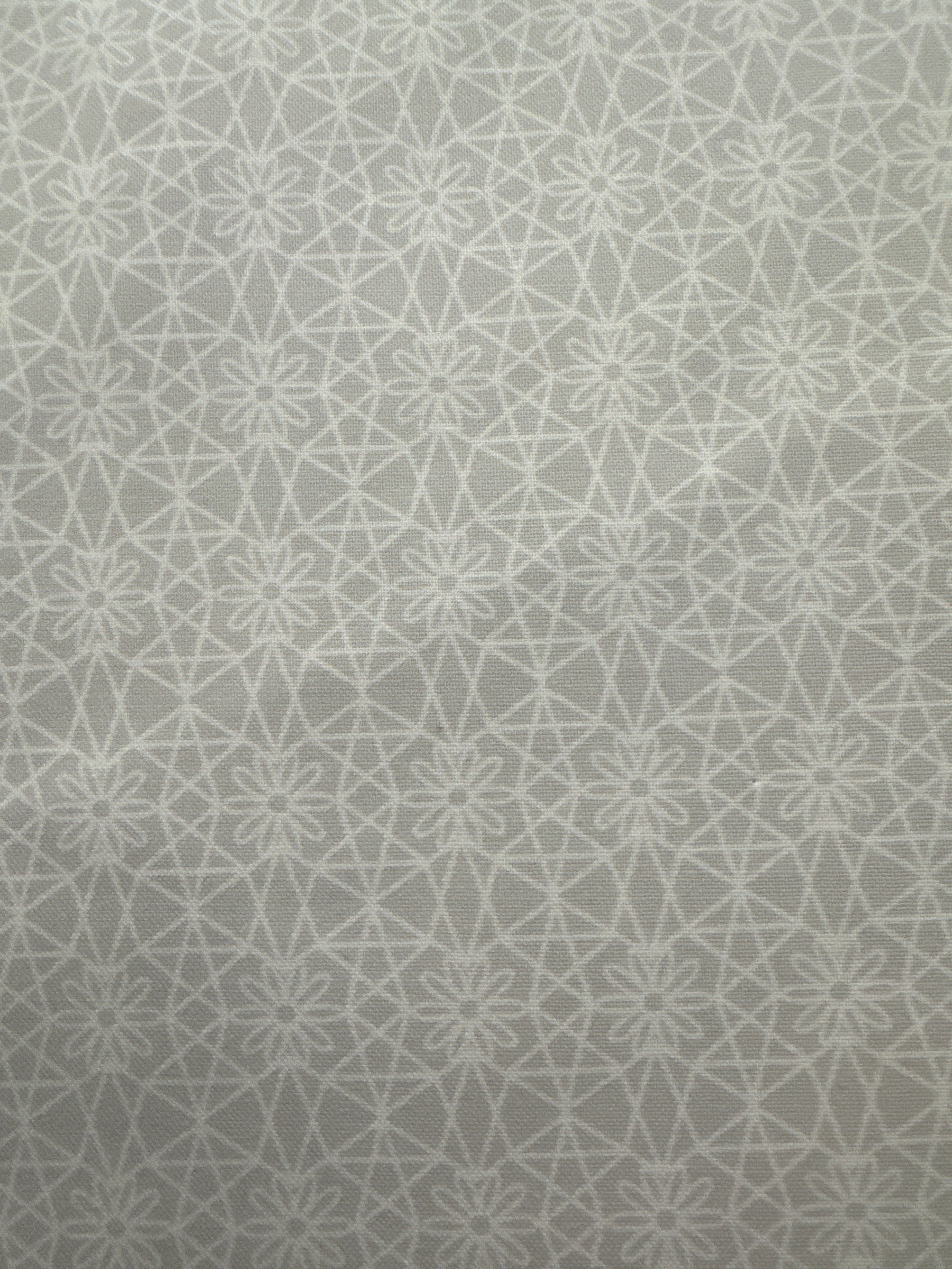 AN Mellow Drama Geometric White