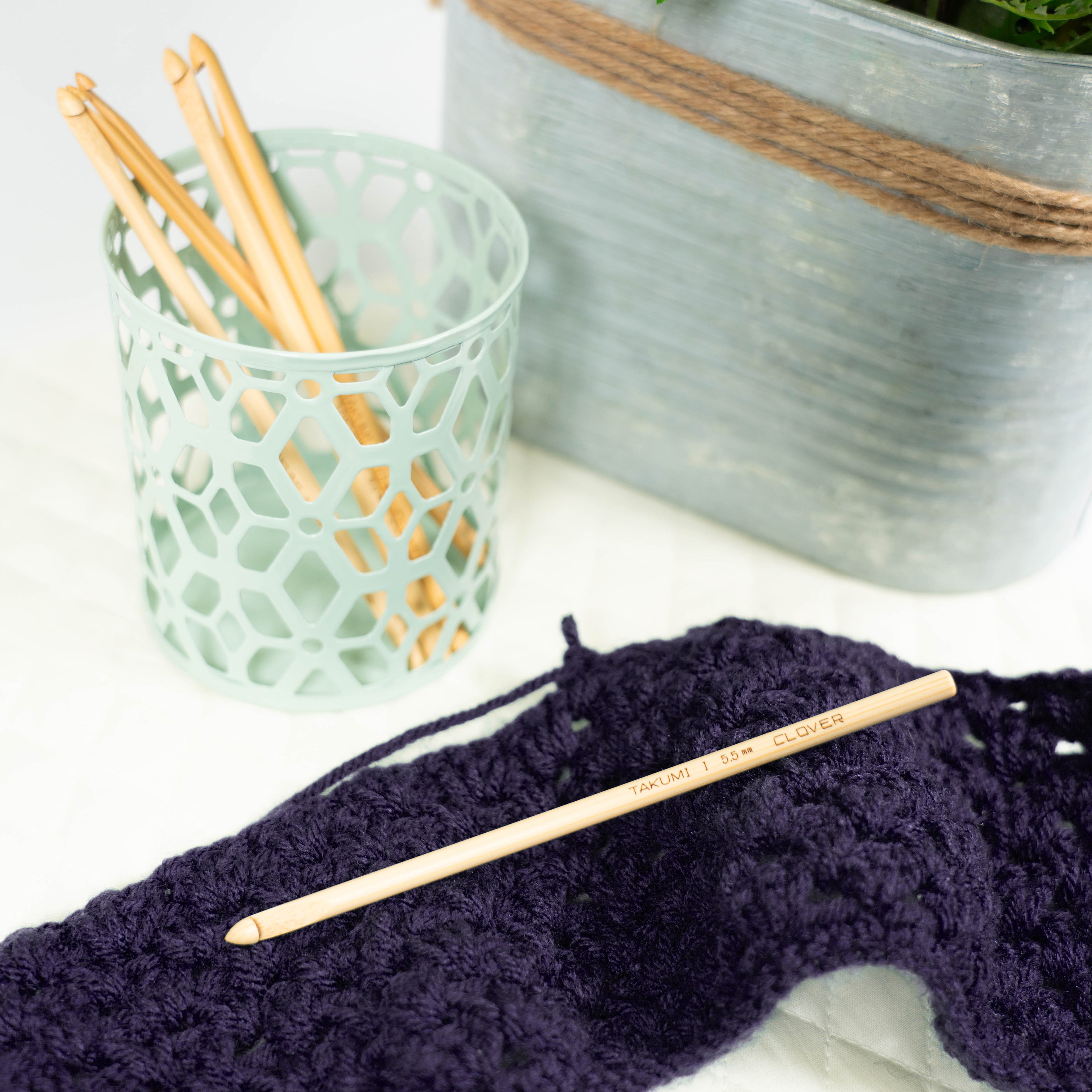 Bamboo Crochet Hook “Takumi®” I (5.5mm)