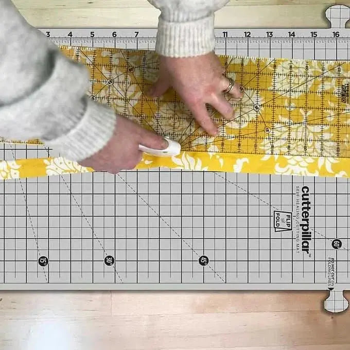 CUTTERPILLAR FLIP AND FOLD 48 SELF-HEALING CUTTING MAT CutterPillar