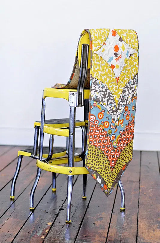 Curvacious Table Runner Pattern 164 GE Designs